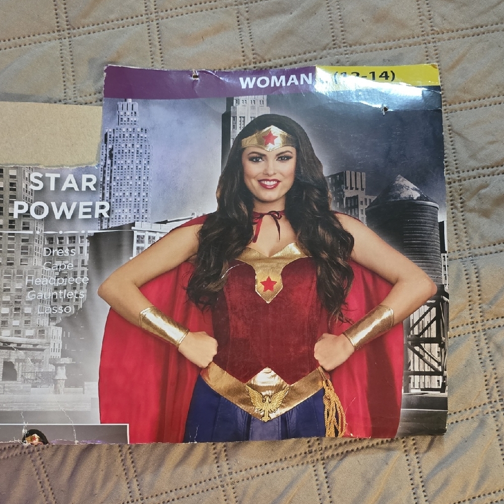 DC Wonder Woman Costume - Red and Gold